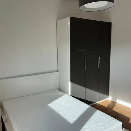 Apartment Dachterrasse In Zentraler Lage *